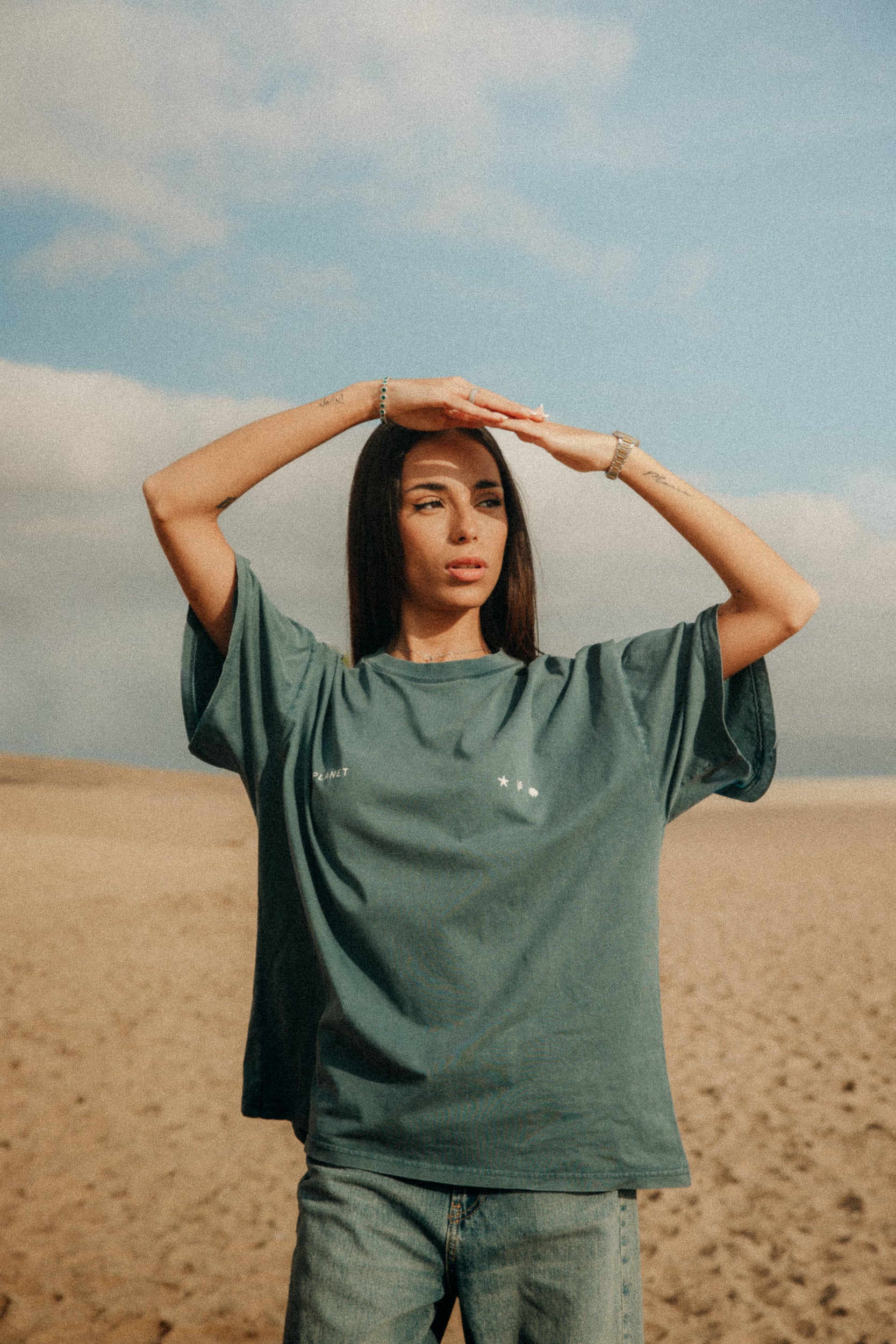 Camiseta Essential – Azul profundo