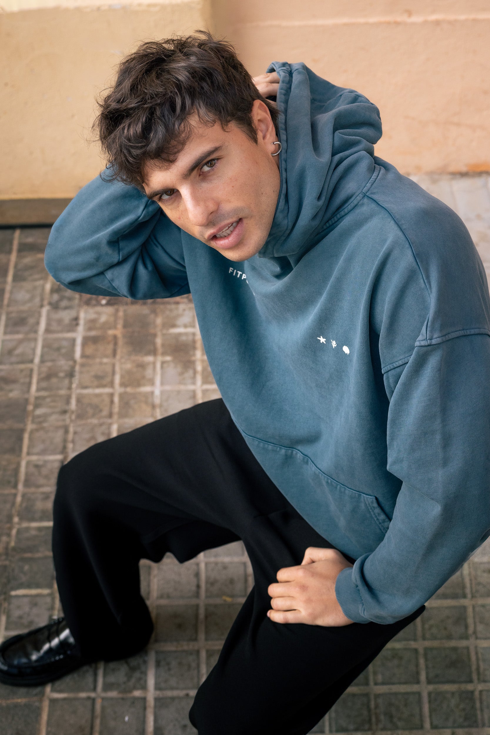 Sudadera Essential – Azul profundo