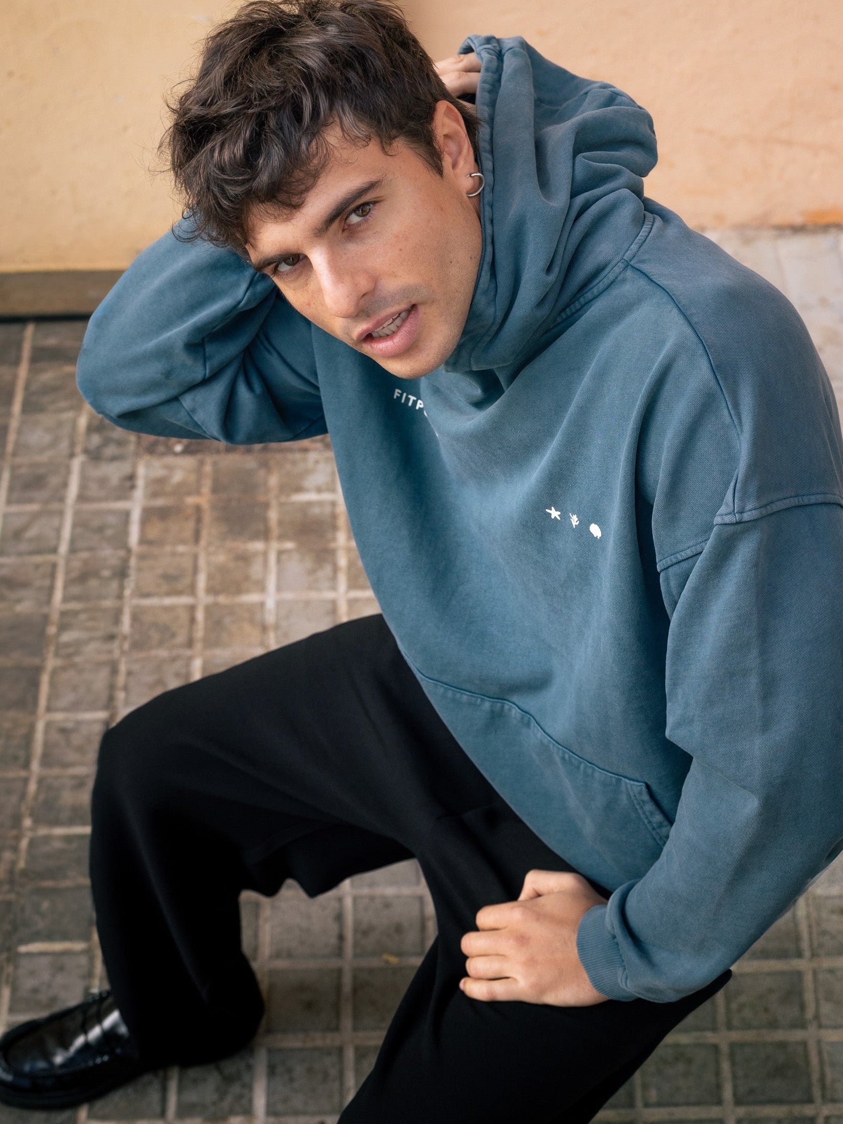Essential Sweatshirt – Tiefblau